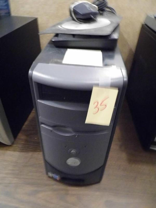 lot 35 image: Dell Dimension 2400 - 2.66 Ghz Pent...