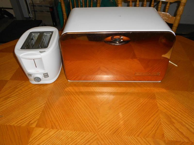 lot 16 image: Metal Bread Box and a Sunbeam Toast...