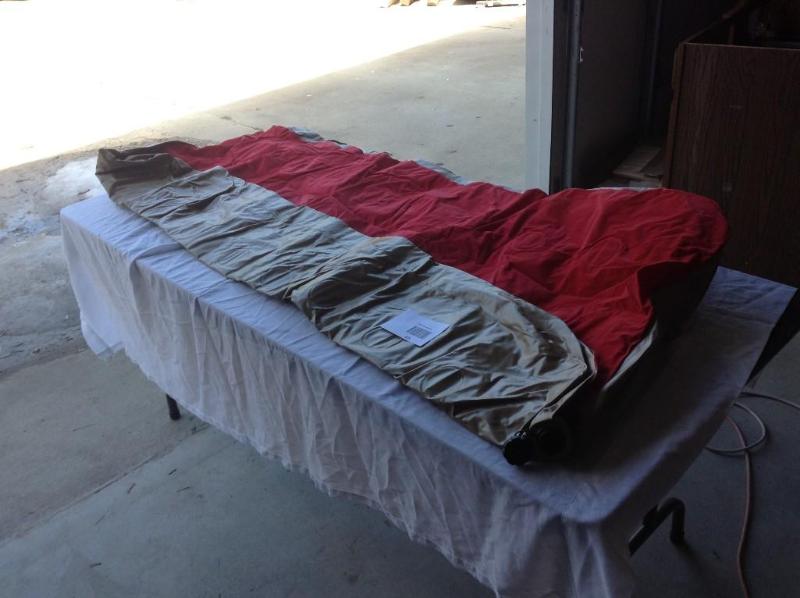 lot 105 image: Air mattress, used, in good shape...