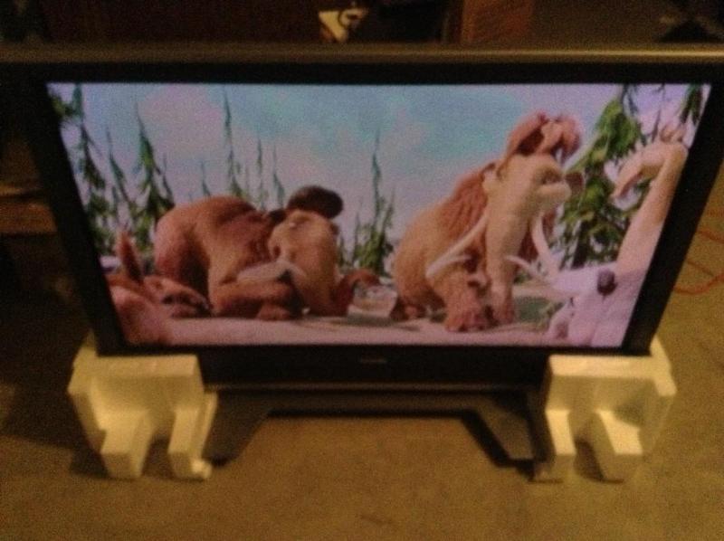 lot 58 image: Toshiba 50 inch integrated plasma H...