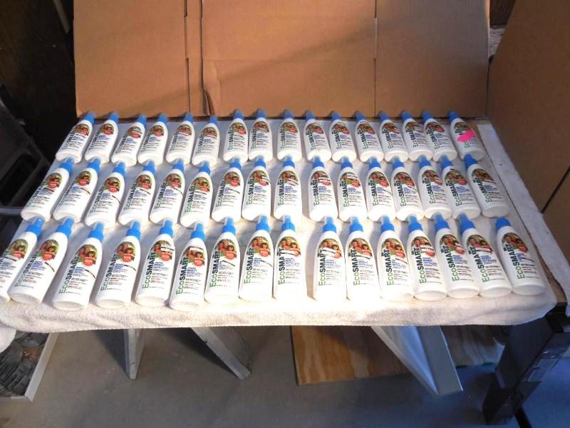 lot 72 image: EcoSmart Organic Insect Repellent,&...