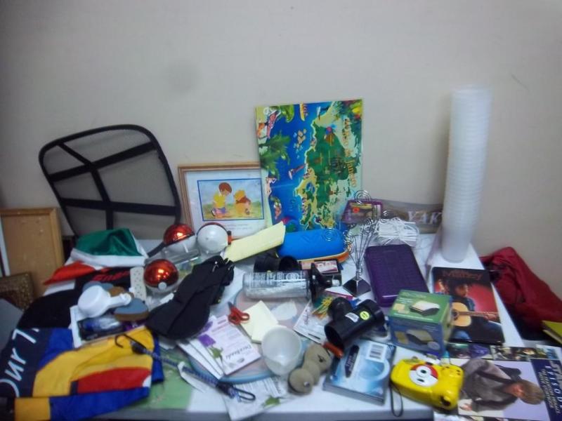 lot 124 image: Huge Lot Of Random Stuff...