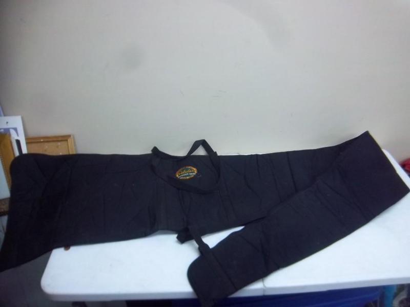 lot 130 image: Cabelas&nbspSoft RifleShotgun Ca...