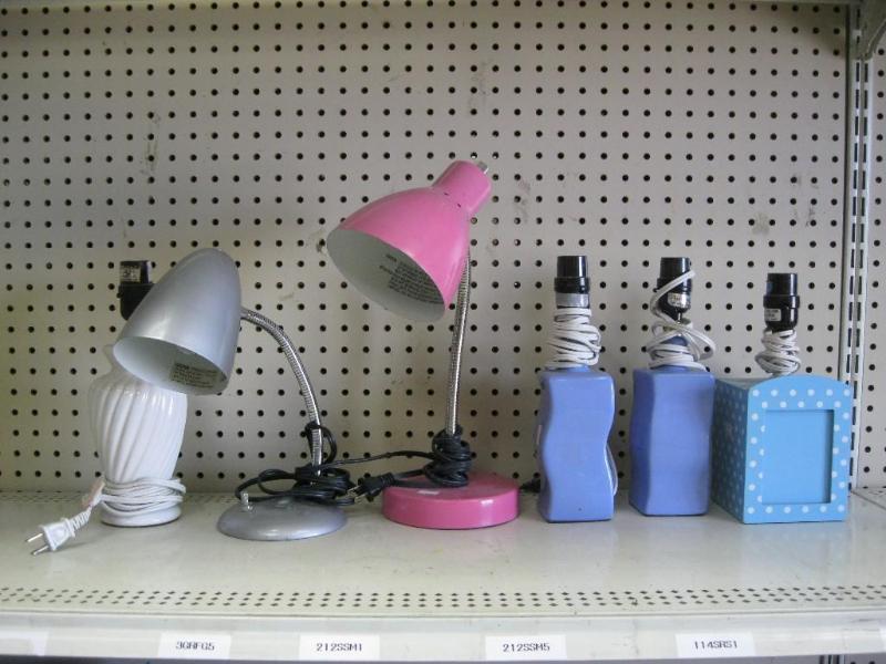 lot 140 image: Lot Of Desk Lamps...