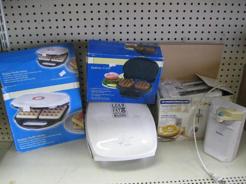 lot 168 image: Small Appliance Lot...