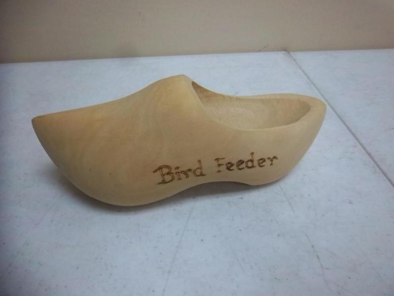 lot 49 image: Wood Clog ...