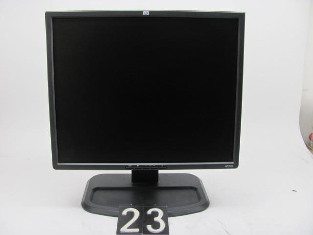 lot 23 image: HP 1955 19" LCD monitor. This ...
