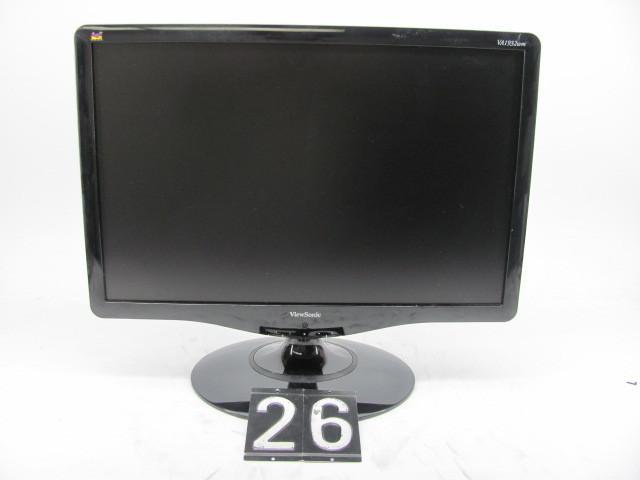lot 26 image: Viewsonic VA1932wm 19" LCD mon...