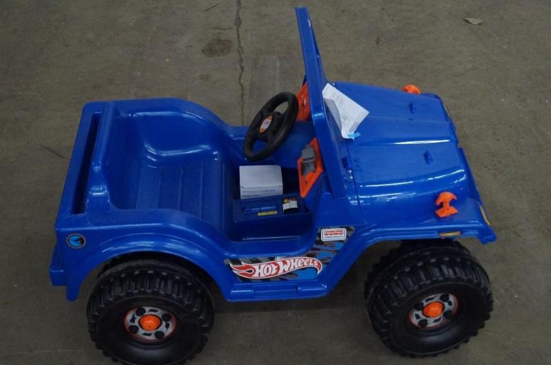 Power Wheels Jeep 6 Volt&nbsp Forw...