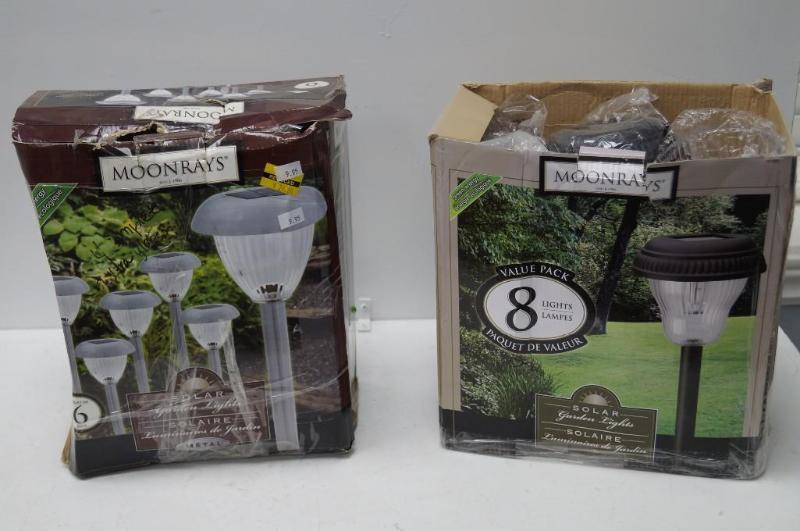 lot 9 image: Moonray&nbspsolar lights ...