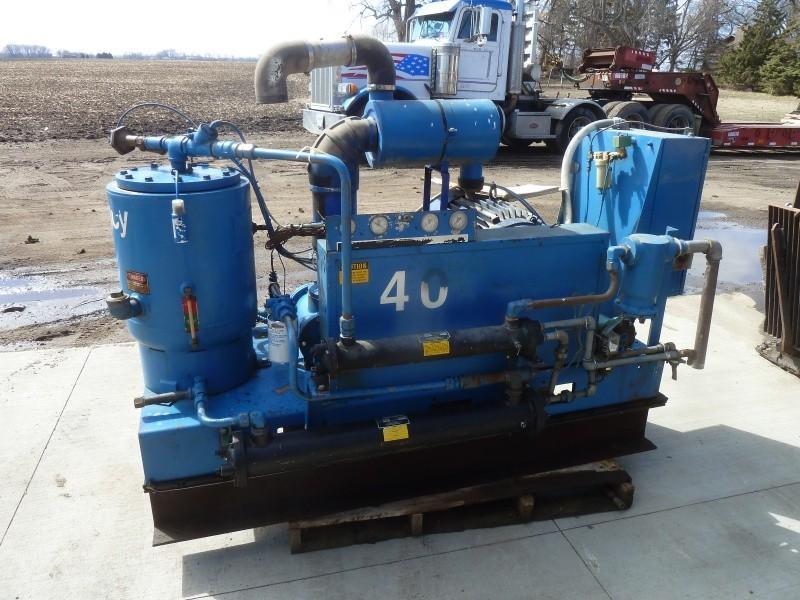 Quincy QSB screw compressor Model ...