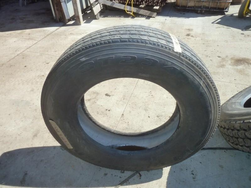 BF Goodrich recap #9 27580R24.5 ...