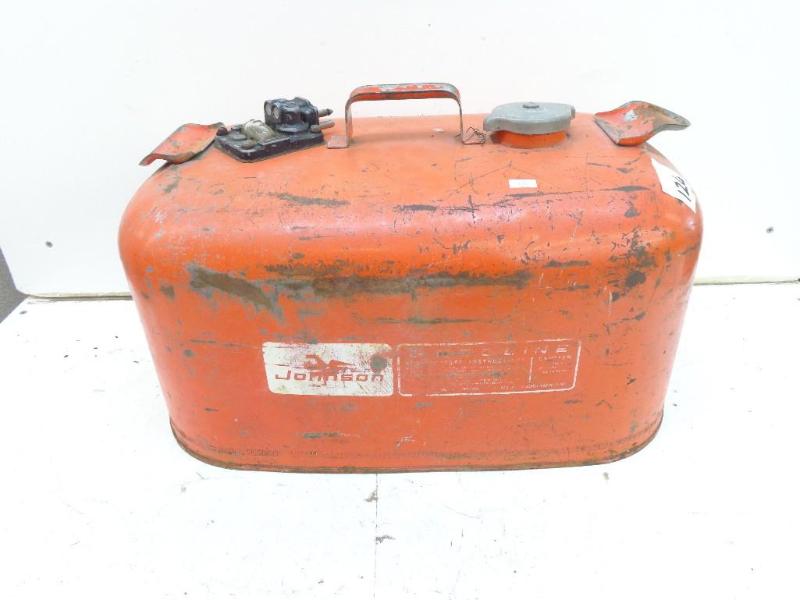 lot 126 image: Metal Outboard Motor Gas Tank Johns...