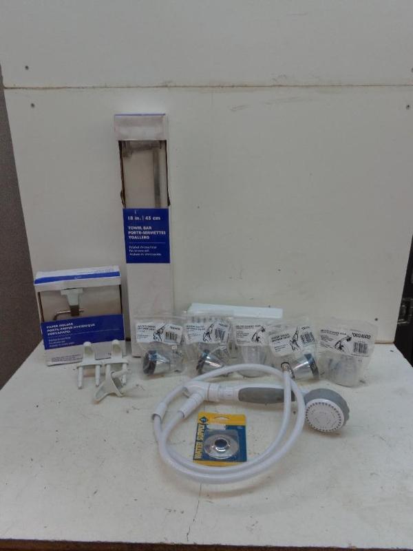 lot 138 image: Bathroom Supplies 18" Towel Ba...