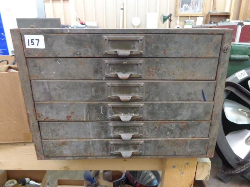 lot 157 image: Tool Box 6 Drawer Metal Tool Box 17...