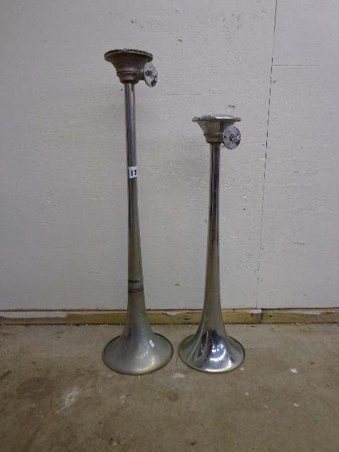 lot 184 image: Air Horns For Large Truck (1) Grove...