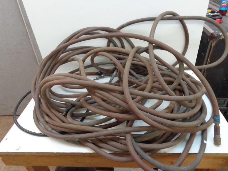 lot 30 image: Air Hose Heavy Duty Air House Small...