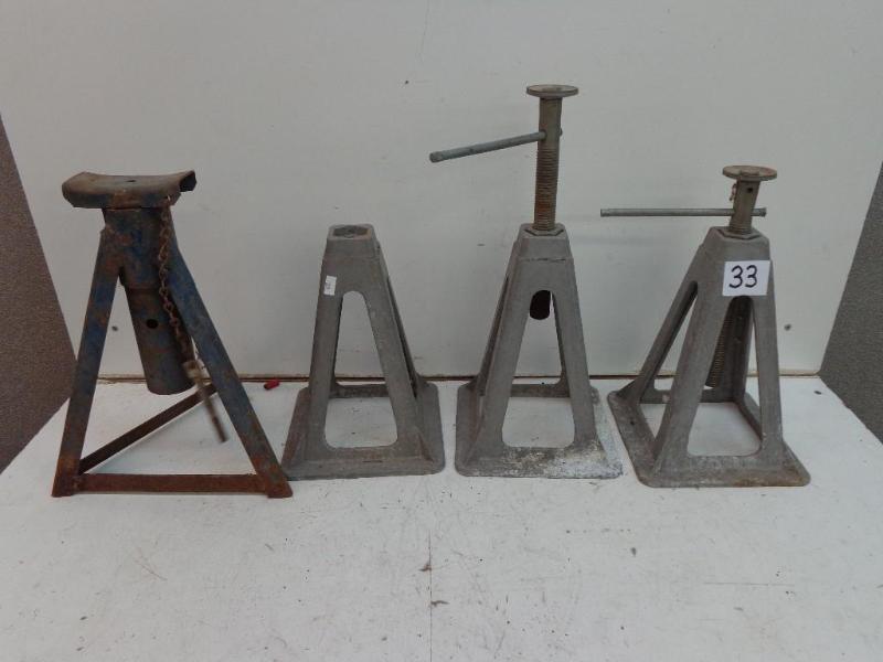 lot 33 image: Jack Stands  1 Complete Pair (...