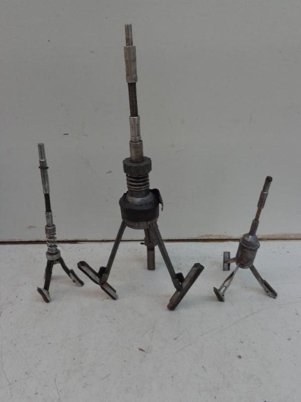 lot 62 image: Honing Tools for Honing Engine Bloc...