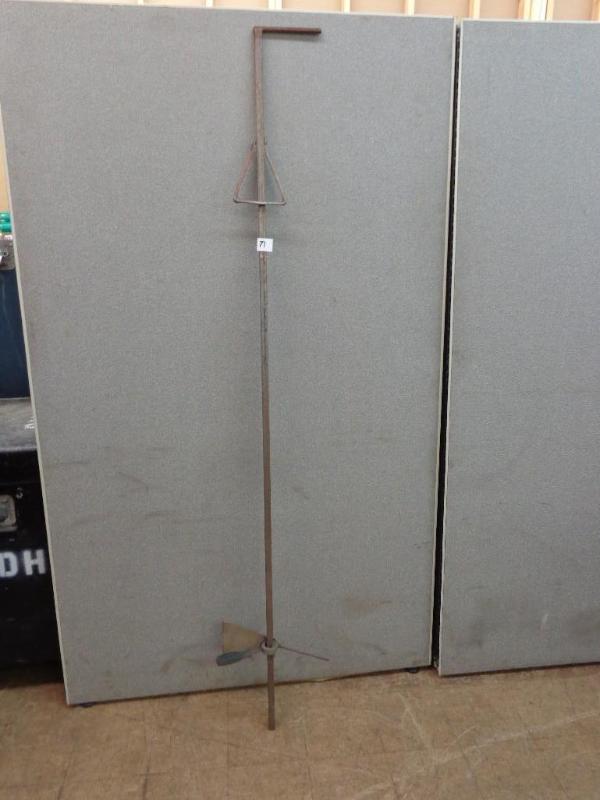 lot 71 image: Homemade Adjustable Compass For Dra...