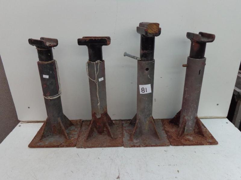 lot 81 image: Adjustable Jack Stands Set of 4...