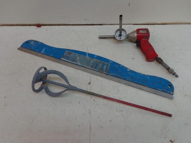 lot 93 image: Astro Pneumatic Tool Model UCG100 A...