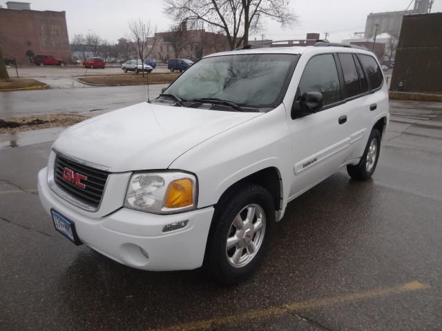 2004 GMC Envoy. 4 x 4. 129,053 mile...