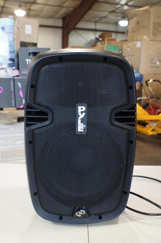 lot 3 image: Pyle speaker Model #PPHP1037UB. Dim...