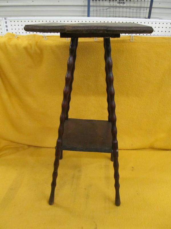 End Table 29&quotT, 15&quot Squar...