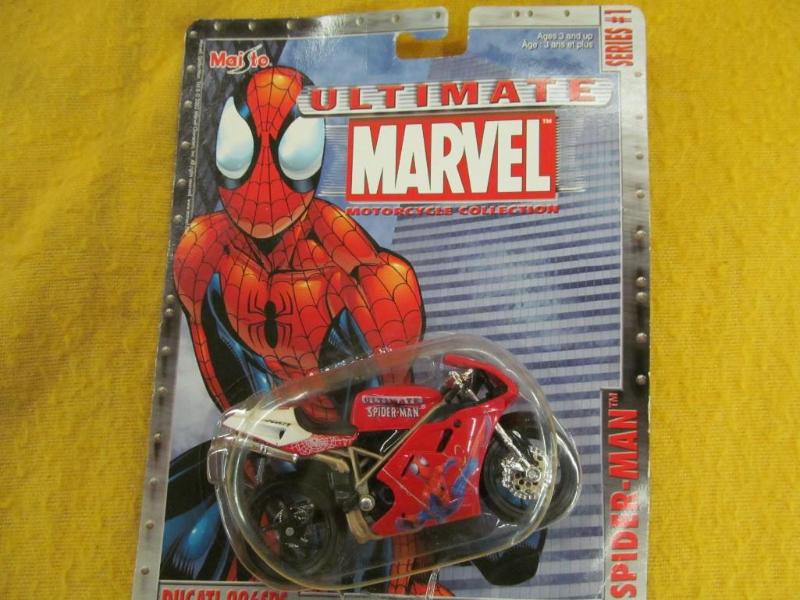 Marvel Maisto 2002 Spiderman...