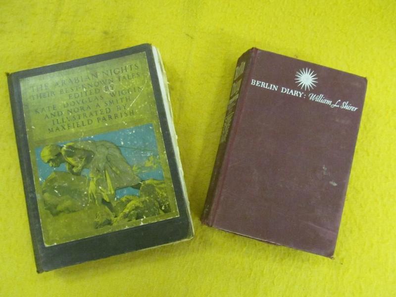Vintage Books - 1909 The Arabian Ni...