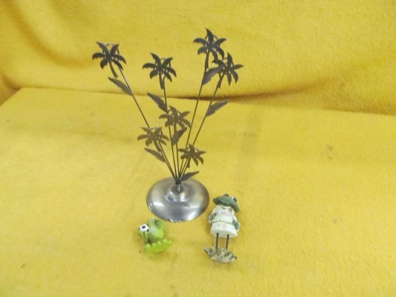3 Pieces - 2 Frogs and Tin Palm Tre...
