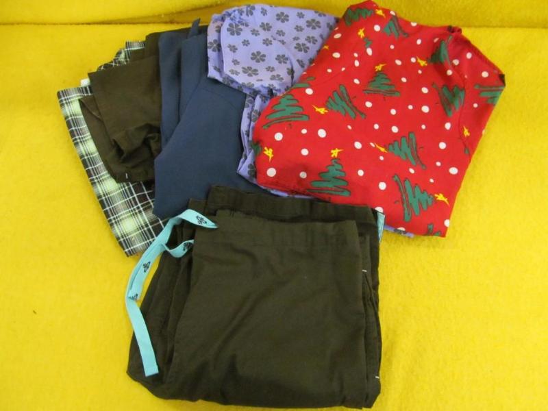 Work Scrubs, 1 Pant and 5 Shirts, M...