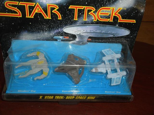 lot 2 image: Star Trek X Deep Space Nine Micro ...