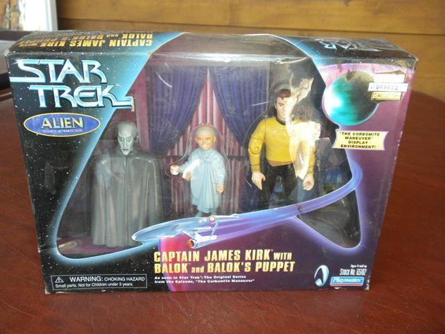 lot 4 image: Star Trek Alien Series Collectors S...