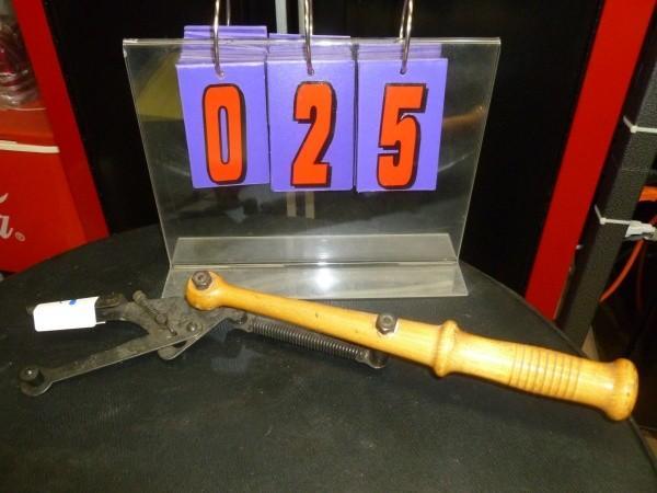 Remington clay pigeon hand thrower....