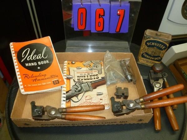 Flat with Ideal hand loading hand b...