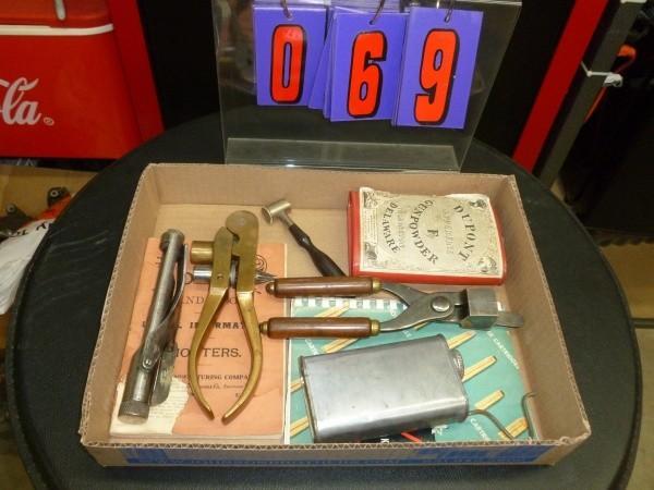 Han reloading equipment. Modern bra...