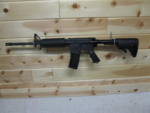 lot 1 image: Diamondback DB15SB M4 style AR15, ....