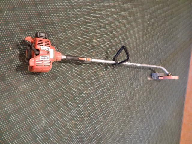 Shindawa LE231 lawn edger. Runs...