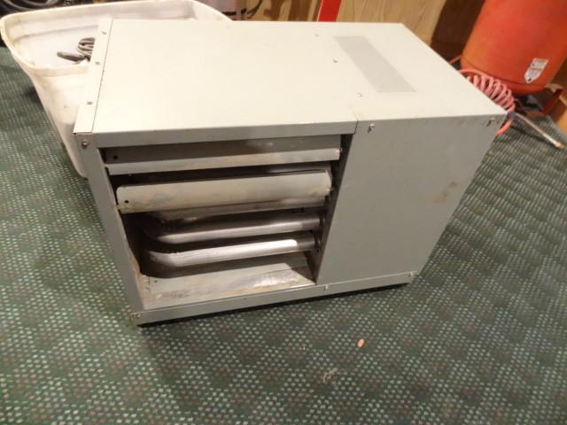 Ceiling mount heater. No tags to te...