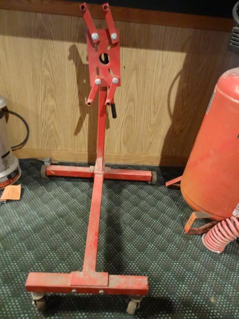 Heavy duty 1000 Lb engine stand...