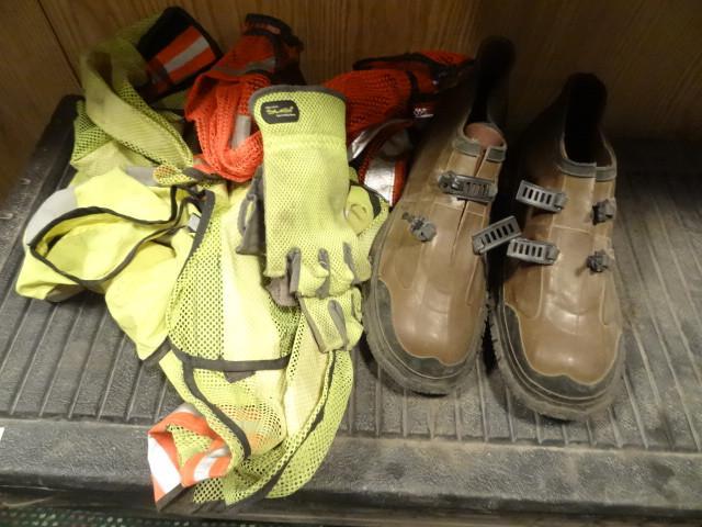 Size 13 rubber over shoes. 2 safety...