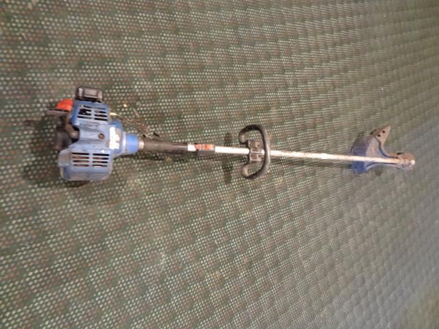 Shindawa T231 weed whip. Runs...
