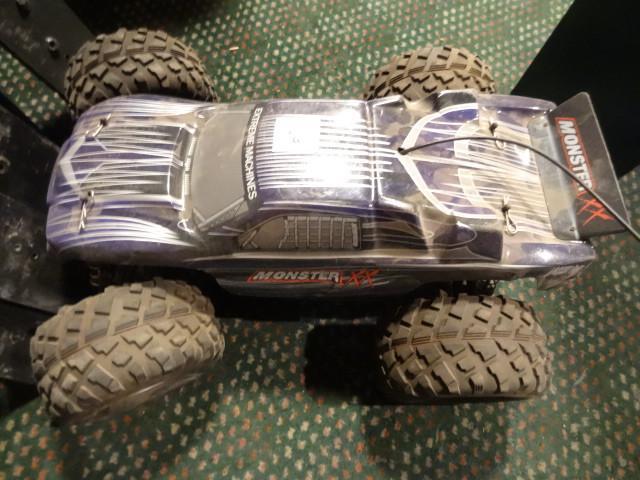 Remote control car. No battery and ...