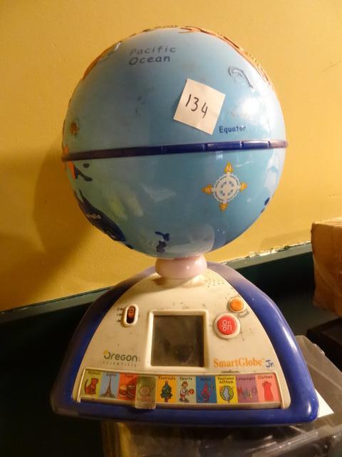 Oregon scientific smart globe jr...