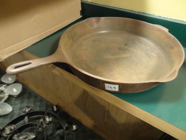14&quot cast iron skillet...