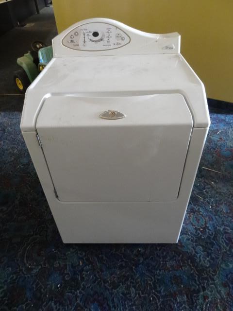 Maytag Neptune model MDG5500AWW. Na...