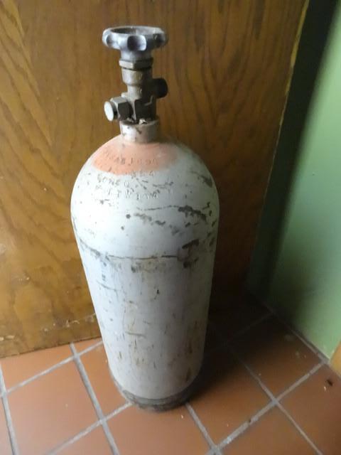Carbon dioxide tank....