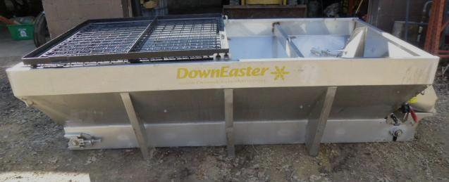 lot 11 image: Down Easter Brand Stainless Steel 8...